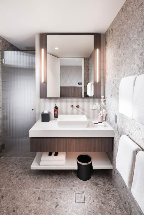 Majestic M Suites - Lightning Ridge Tourism 5