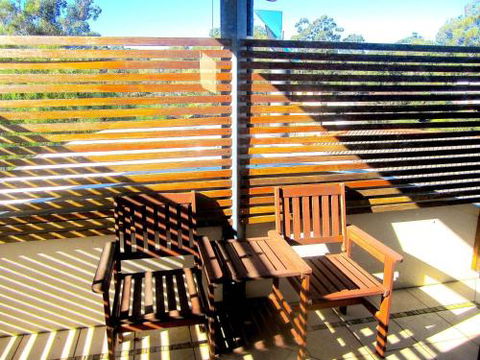 SPUR Of THE MOMENT - Lightning Ridge Tourism 1