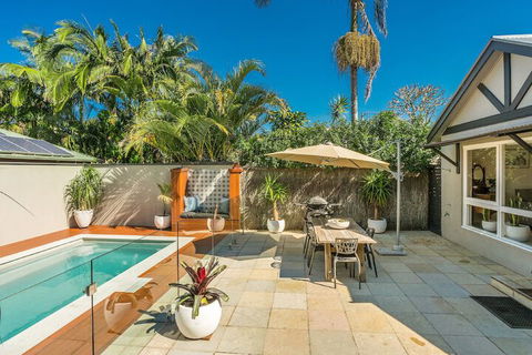 A PERFECT STAY - 3 Little Pigs - Lightning Ridge Tourism 6