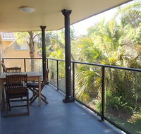 3 / 5 9 Somerset Street Summer Central - Lightning Ridge Tourism