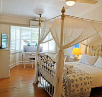 Arcadia House - Lightning Ridge Tourism