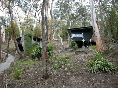 Qdos Arts - Lightning Ridge Tourism 2