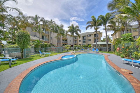 Pacific Place Apartments - Lightning Ridge Tourism 2