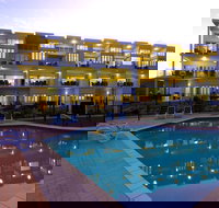 Beachside Magnetic Harbour - Lightning Ridge Tourism