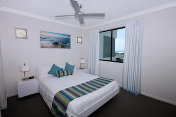 Beach On Sixth - Lightning Ridge Tourism 6