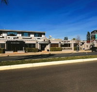 The Town House Motor Inn - Lightning Ridge Tourism