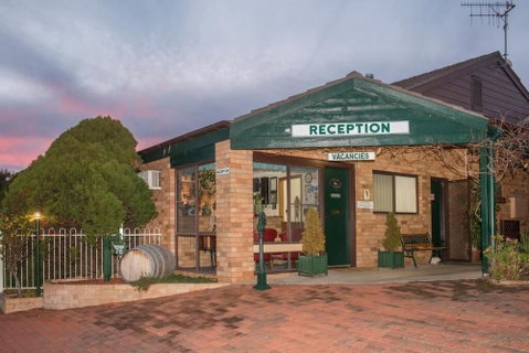 Ningana Motel - Lightning Ridge Tourism 5