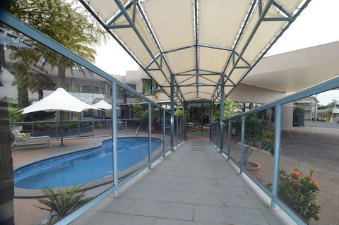 Rockpool Motor Inn - Lightning Ridge Tourism 1