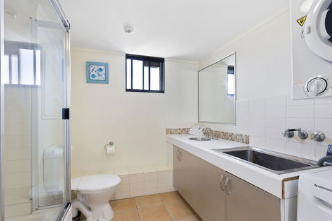 Langley Park Apartments - Lightning Ridge Tourism 0
