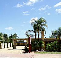 Renmark Motor Inn Motel - Lightning Ridge Tourism
