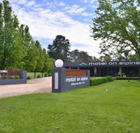 Motel On Alpine - Lightning Ridge Tourism
