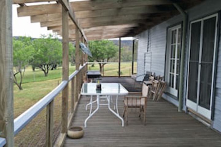  Lightning Ridge Tourism