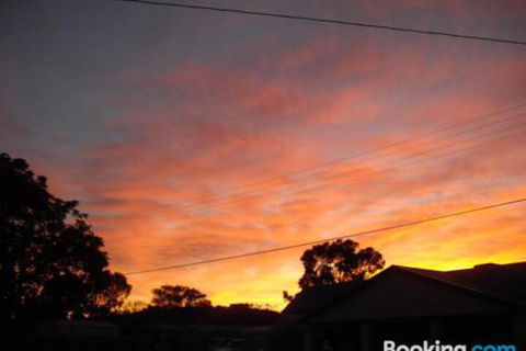 A Miners Rest - Lightning Ridge Tourism 4