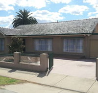 On The McIvor - Lightning Ridge Tourism