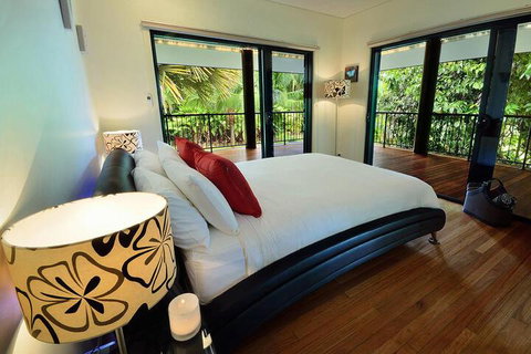 Misty Mountains Rainforest Retreat - Lightning Ridge Tourism 2