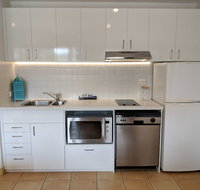 Crest Apartments Byron Bay - Lightning Ridge Tourism