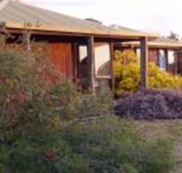Asses Ears Wilderness Lodge - Lightning Ridge Tourism