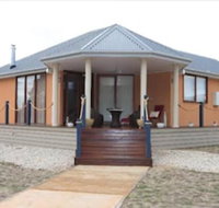 Aurora Cottages - Lightning Ridge Tourism