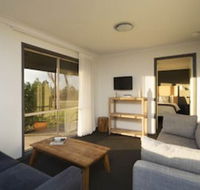 Windarra Lodge - Lightning Ridge Tourism