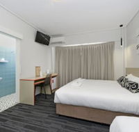 Prince of Wales Hotel - Lightning Ridge Tourism