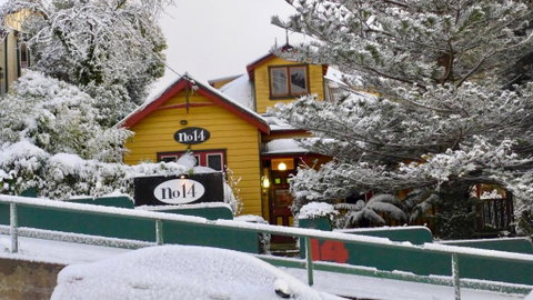 No14 Lovel St. Hostel - Lightning Ridge Tourism 1