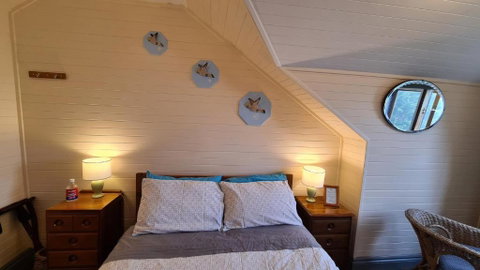 No14 Lovel St. Hostel - Lightning Ridge Tourism 5