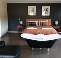 Blaze Rock Retreat - Lightning Ridge Tourism