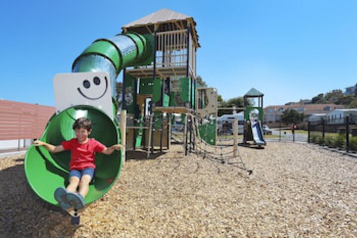  Lightning Ridge Tourism