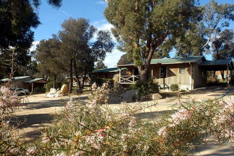 Iluka Holiday Centre - Lightning Ridge Tourism 5