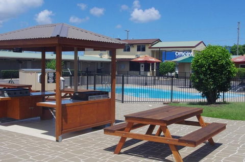 The Ashwood Motel - Lightning Ridge Tourism 1