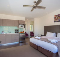 Longview Vineyard - Lightning Ridge Tourism