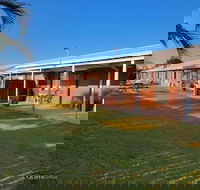 Morayfield Tavern  Motel - Lightning Ridge Tourism