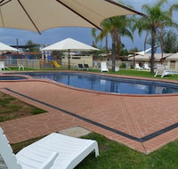 Sun Country Lifestyle Park - Lightning Ridge Tourism