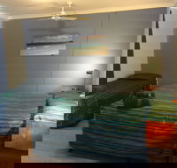 Driftwood Apartments - Lightning Ridge Tourism