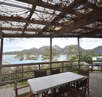 Freycinet on the Bay - Lightning Ridge Tourism
