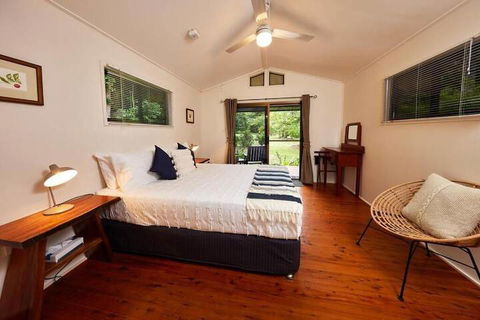 Cape Trib Farmstay - Lightning Ridge Tourism 7