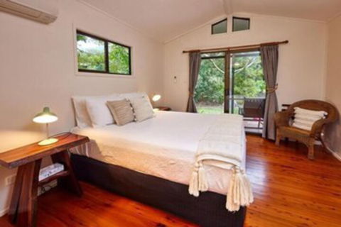 Cape Trib Farmstay - Lightning Ridge Tourism 3