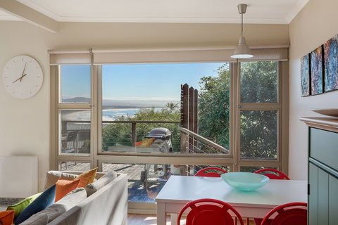 The Love Shack - Lightning Ridge Tourism 4