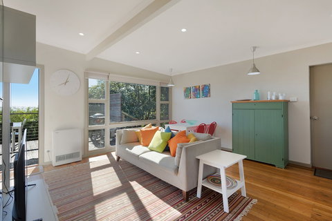 The Love Shack - Lightning Ridge Tourism 5