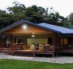 Coconut Beach House - Lightning Ridge Tourism