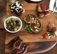 The Office WIne Bar  Lounge - Lightning Ridge Tourism