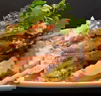 Georgio's Seafood and Steakhouse - Lightning Ridge Tourism