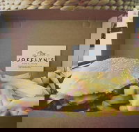 Jofflyn's Fish  Chips - Lightning Ridge Tourism