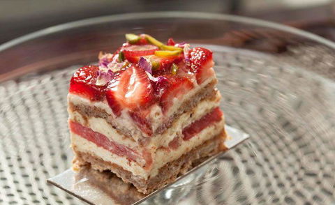 Black Star Pastry Rosebery - Lightning Ridge Tourism 11