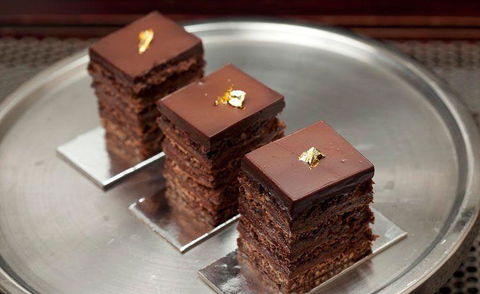 Black Star Pastry Rosebery - Lightning Ridge Tourism 7