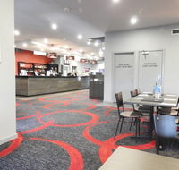 Drouin Family Hotel - Lightning Ridge Tourism