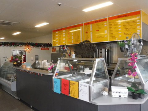 Gippy Fish & Chips - Lightning Ridge Tourism 0