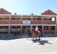 Kaneira Hotel Restaurant - Lightning Ridge Tourism