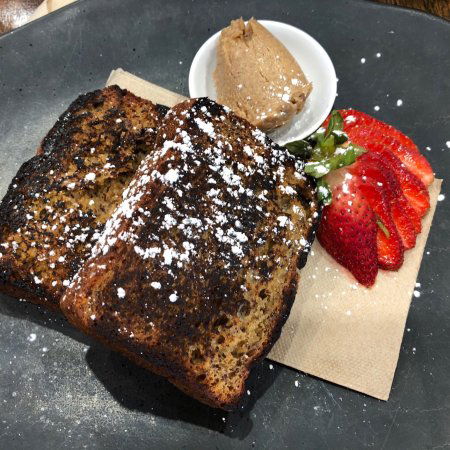 Cooper's Cafe & Bakery - Lightning Ridge Tourism 0