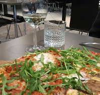 May's Pizzeria